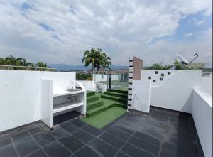 ESPECTACULAR CASA QUINTA EN MELGAR con PISCINA PRIVADA