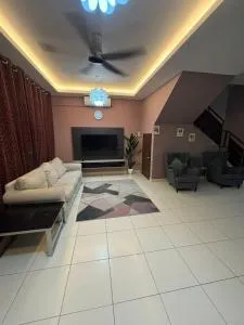 Imaan Homestay Mslm Only - Selong Village