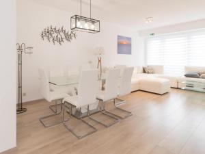 Apartment in Ostend near the Beach
