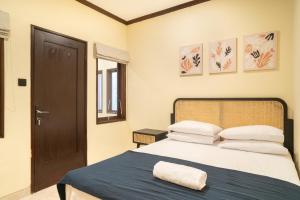 Pearl Villa by The Lake