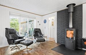 4 Bedroom Beautiful Home In Skjern