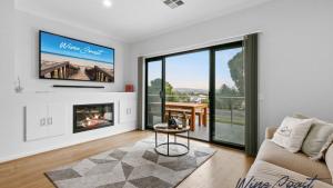 Sunrise To Sunset Getaway By Wine Coast Holidays