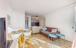 2 Bedroom Amazing Apartment In Royan