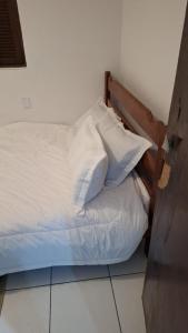 Casinha linda 2 , próximo ao Trem