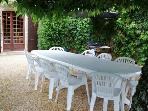 Maisons de vacances Maison campagnarde avec piscine, animaux acceptes, Wi-Fi, parking, cheminee - FR-1-616-424 : photos des chambres