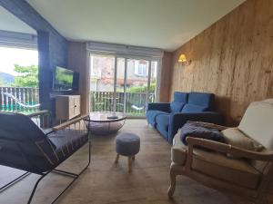 Gîte spacieux à Gérardmer avec vue sur lac, 3 chambres, Wi-Fi et parking - FR-1-589-761