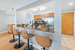 Oceanview Haven Spacious Inviting for 8 Guests