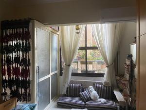 House with Garden view - Female only