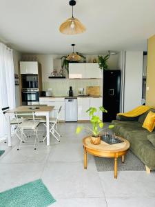 Appartements Maison ensoleillee climatisee avec terrasse et parking : photos des chambres