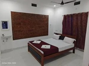 Crystal Stone Cottage - Gokarn