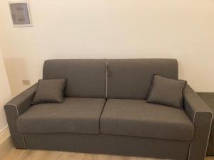 Manzoni bilocale con doppi servizi piano terra