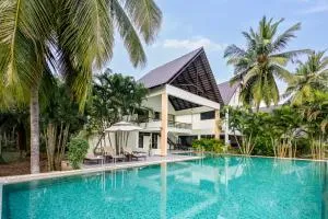 Sterling Palavelli Godavari - Rāzole