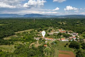 House Papinka with Private Pool & Garden - Happy Rentals