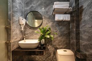 Hanoi Grand Hotel and Travel