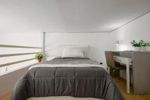 Parthenope's House - Quarto