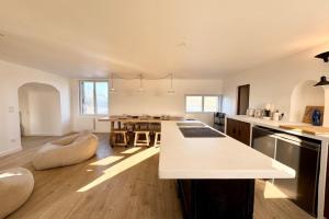 Maisons de vacances Magnifique Maison les pieds dans l-eau : photos des chambres