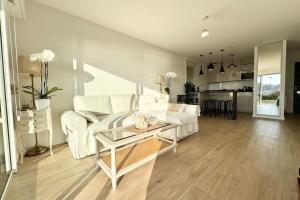 Appartements Luxury T2 de standing - Vue mer 180 : photos des chambres