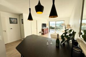 Appartements Luxury T2 de standing - Vue mer 180 : photos des chambres