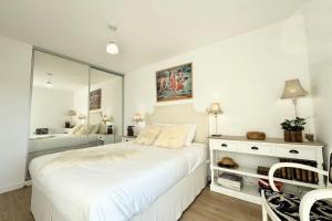 Appartements Luxury T2 de standing - Vue mer 180 : photos des chambres