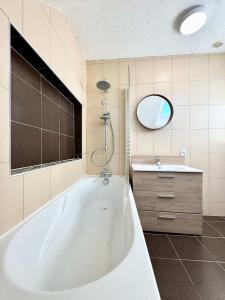 Appartements Spacious contemporary duplex - Harbour view : photos des chambres