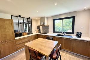 Maisons de vacances Longere de charme en pleine nature 3km des plages : photos des chambres