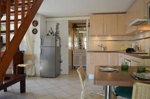 Maison 3 pièces 6 couchages SAINT CYPRIEN SC040-014