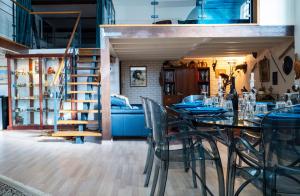 Villas Loft atypique avec bowling pour 12 voyageurs, cabinet des curiosites : photos des chambres