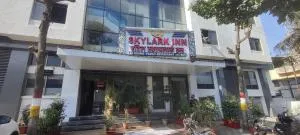 Hotel SkyLark Inn managed by M K Hospitality - Wādhiware