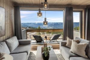 New modern apartment with ski in out in Hafjell