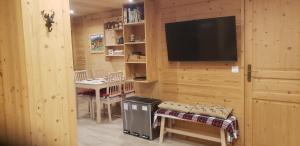 Appartements Appartement 2 pieces cuisine Les Hermines : photos des chambres