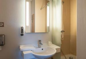 Hotels B&B HOTEL Amiens : photos des chambres