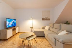 The Small Village - Pool and Relax near the Airport