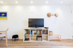 Baja Mar - Desconexión y descanso frente al mar.