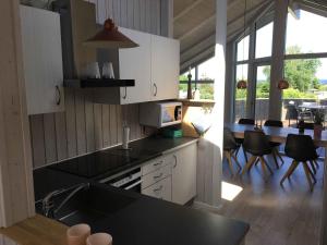 Cottage In Grønninghoved With View