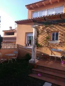 Adosado con piscina y mar - Patró