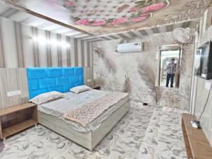 TEJAS HOMESTAY JUST 2 MINUTES from GOLDEN TEMPLE