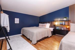 TurnKey I Charles Square Apartments