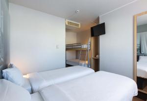 Hotels B&B HOTEL Blois Sud Vineuil : photos des chambres