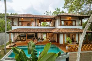 Amba Villa - Madiha Hill - NEW