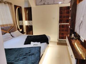 Hotel Aagman Palace - Near Mahakal Temple