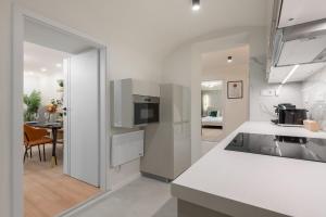 Luxury & Quiet Central Apartment Near NewYorkCafe