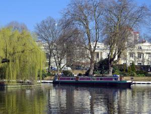 Whole flat in little Venice
