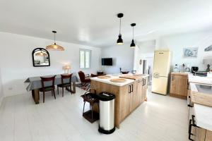 Maisons de vacances Charmante maison de plain pied - 700m des plages : photos des chambres
