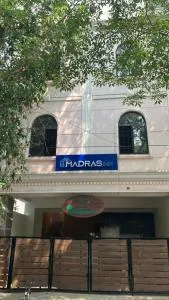 Madras Inn - Alwarpet - Adyār