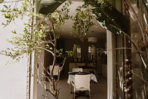 Caza Beach Guesthouse