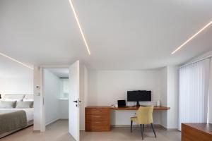Blue Olive Luxury Sea View Villa with Heated Pool