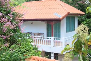 ชรัส รีสอร์ท เกาะล้าน