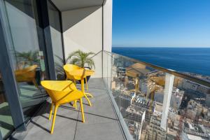 Oasis on the 27th, Mercury Tower