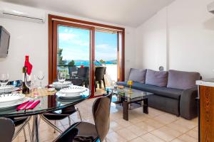 Apartments Brodarica Beach