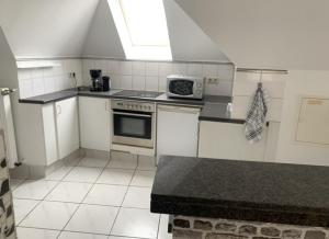 Nice Apartment in Troisdorf